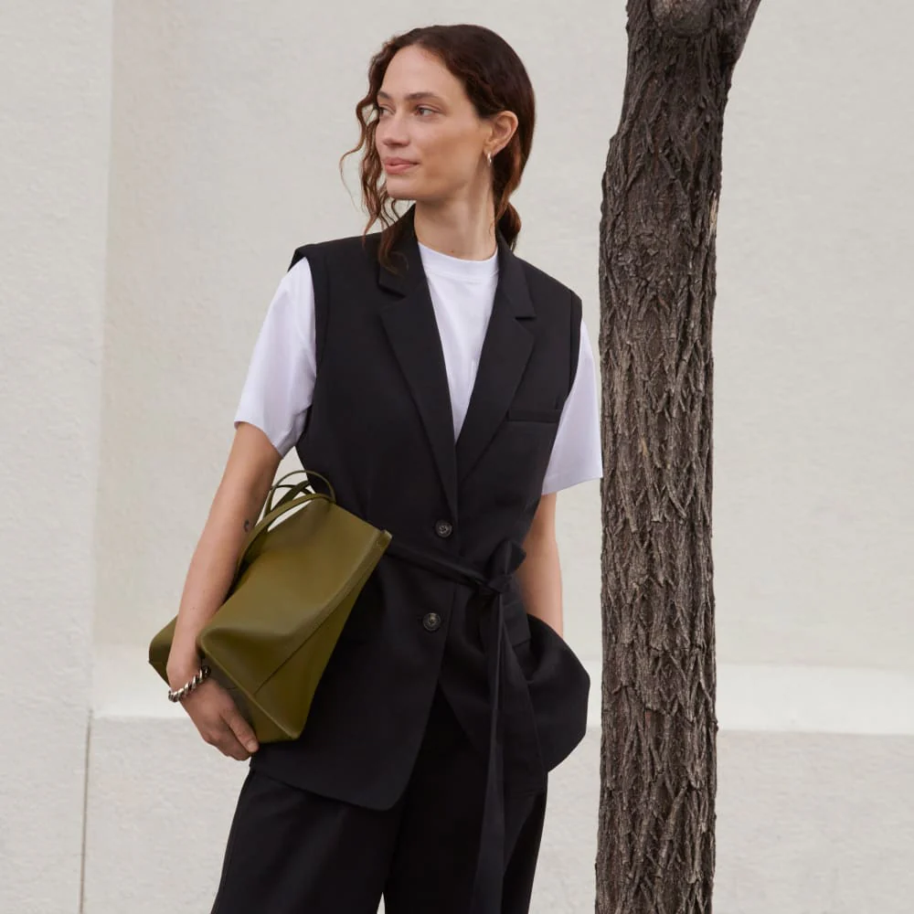 The Luxe Medium Italian Leather Tote | Beech